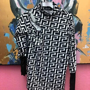 CHICME Geo One Open Shoulder Top